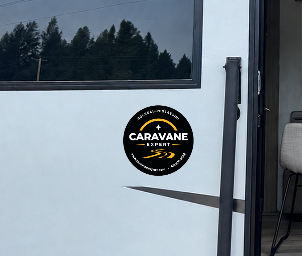autocollants-caravane-expert-personnalise-logo-tnt-atelier-imprimerie-saguenay-lac-saint-jean autocollants-caravane-expert-personnalise-logo-tnt-atelier-imprimerie-saguenay-lac-saint-jean