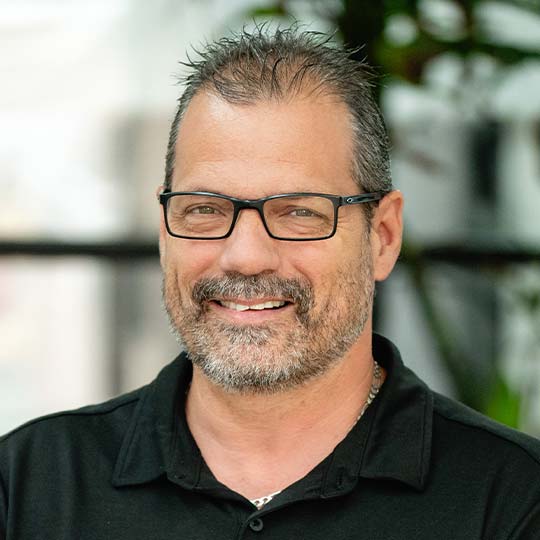 stephane-belley-directeur-de-compte-vetements-et-articles-promotionnels-tnt-atelier